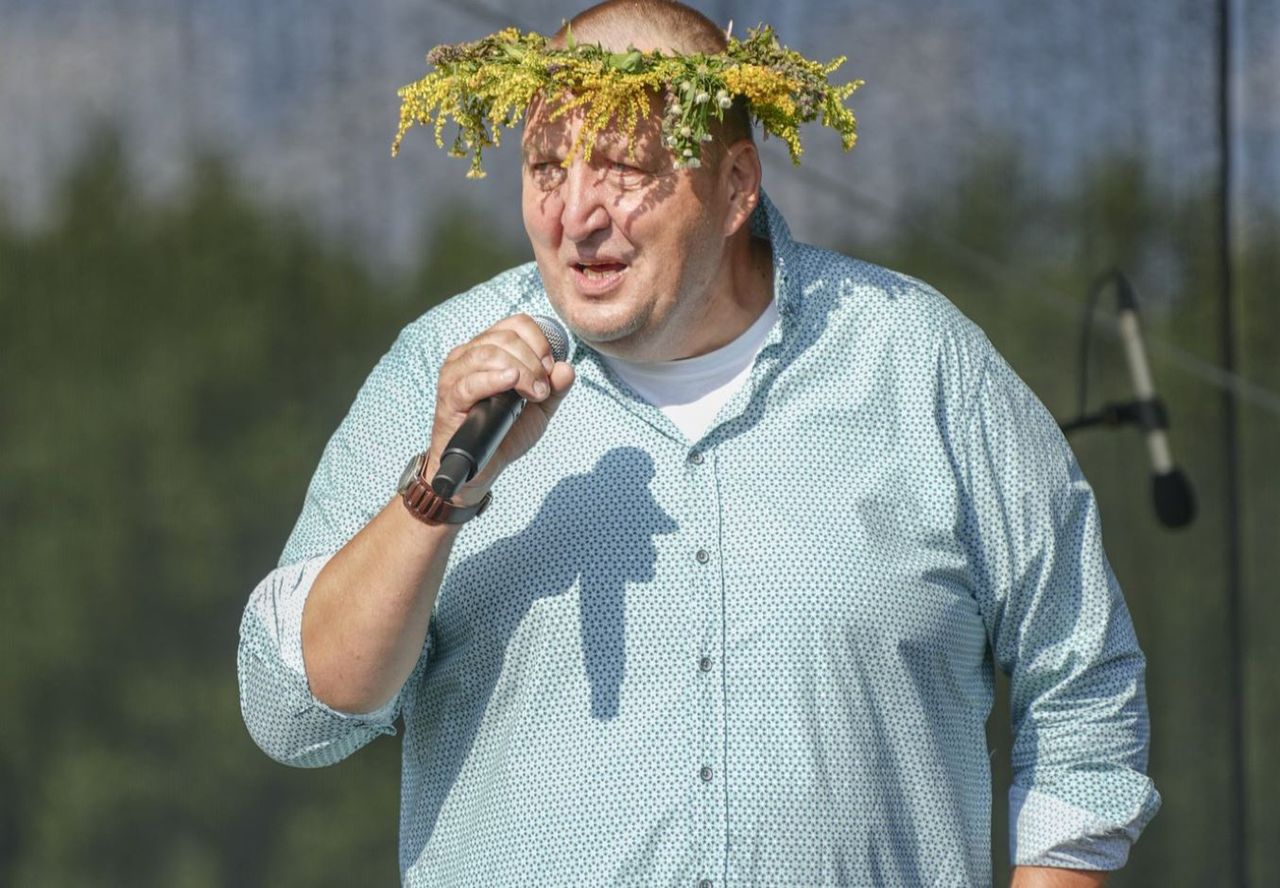 Adam Kraśko z "Rolnik szuka żony" krytykuje rząd. Podpowiada mu, co powinien zrobić