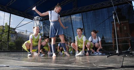 Stary Rynek ożył dziś muzyką i tańcem. Za nami pierwszy dzień Dni Włocławka 2025