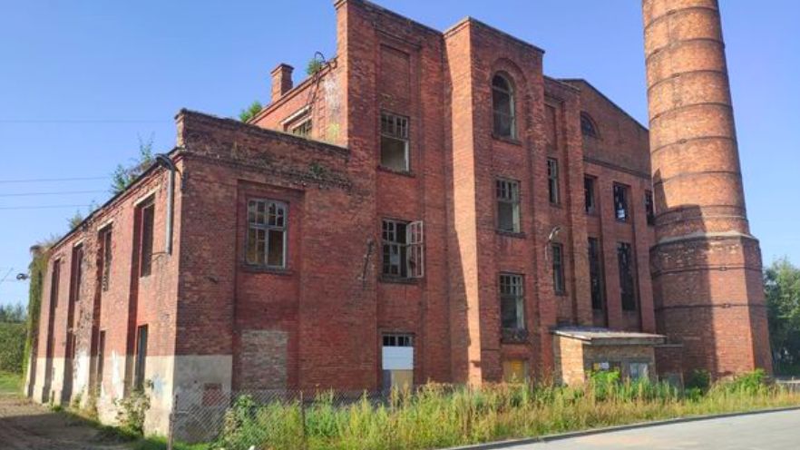 Mazowieckie. Do rejestru zabytków trafiają industrialne obiekty, jak ten budynek elektrowni w Płocku. Jeszcze niedawno dzieliły los porzuconych riun