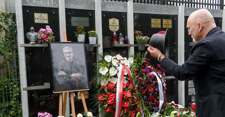 Pogrzeb Wojciecha Karolaka. Wzruszające przemowy jego przyjaciół