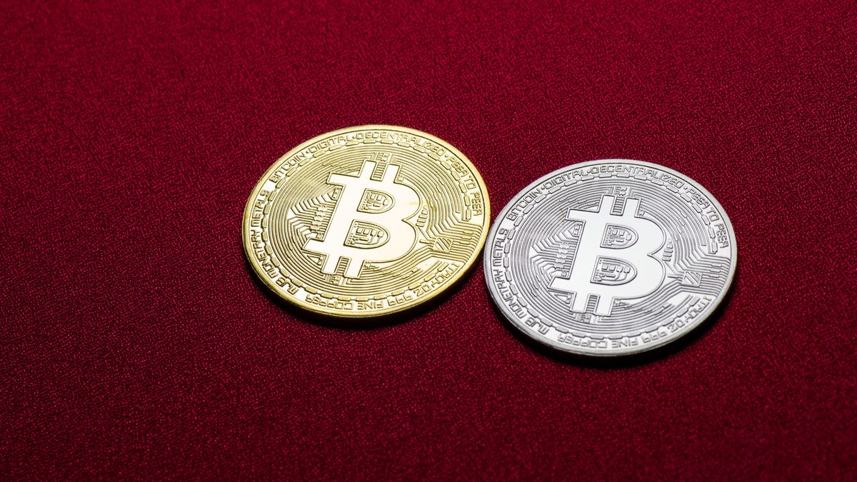 YICHANG, CHINA - JUNE 26, 2024 - Bitcoins are displayed in Huai 'an city, Jiangsu province, China, June 26, 2024. (Photo credit should read CFOTO/Future Publishing via Getty Images)