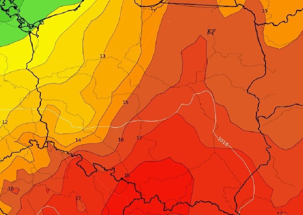 Do Polski nadciąga tropikalna noc