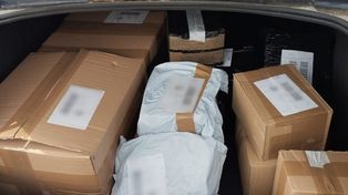 Nalot na gorzowską sortownię przesyłek. Zarekwirowano 31 paczek