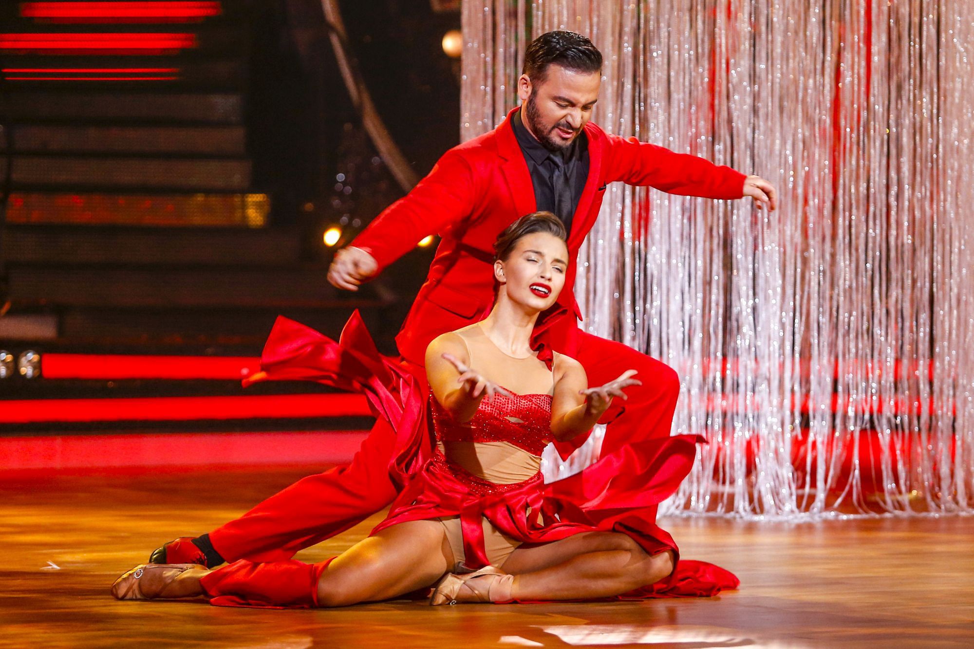 Julia Wieniawa, Stefano Terrazzino