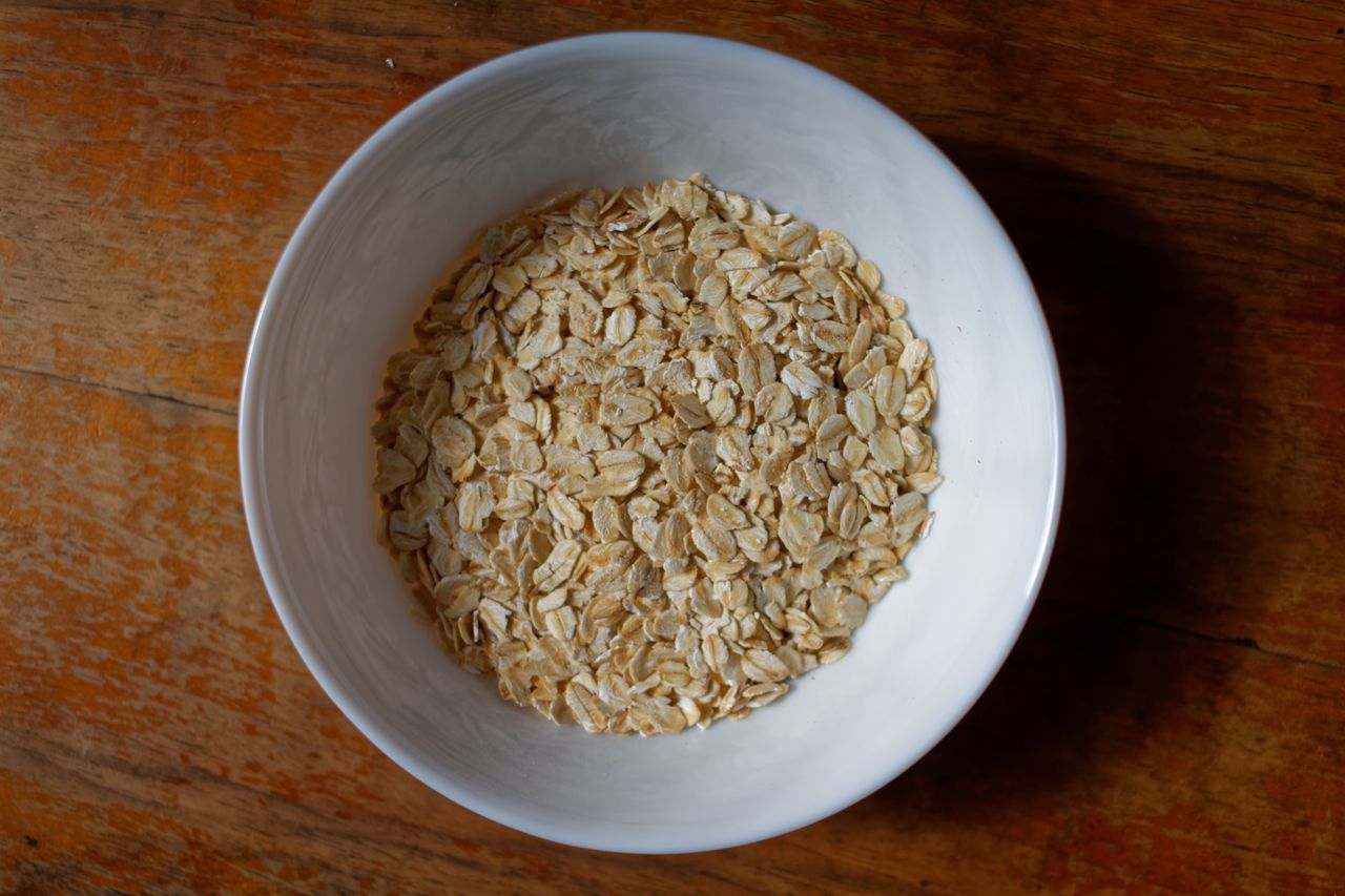 Do you have to cook oatmeal? Few answer this question correctly.