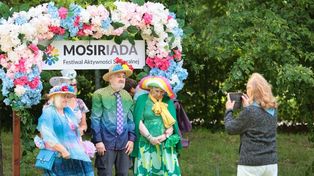 „Seniorki i seniorzy to filary naszej społeczności”. Zobacz zdjęcia z „MOSiRiady” - Festiwalu Aktywności Senioralnej