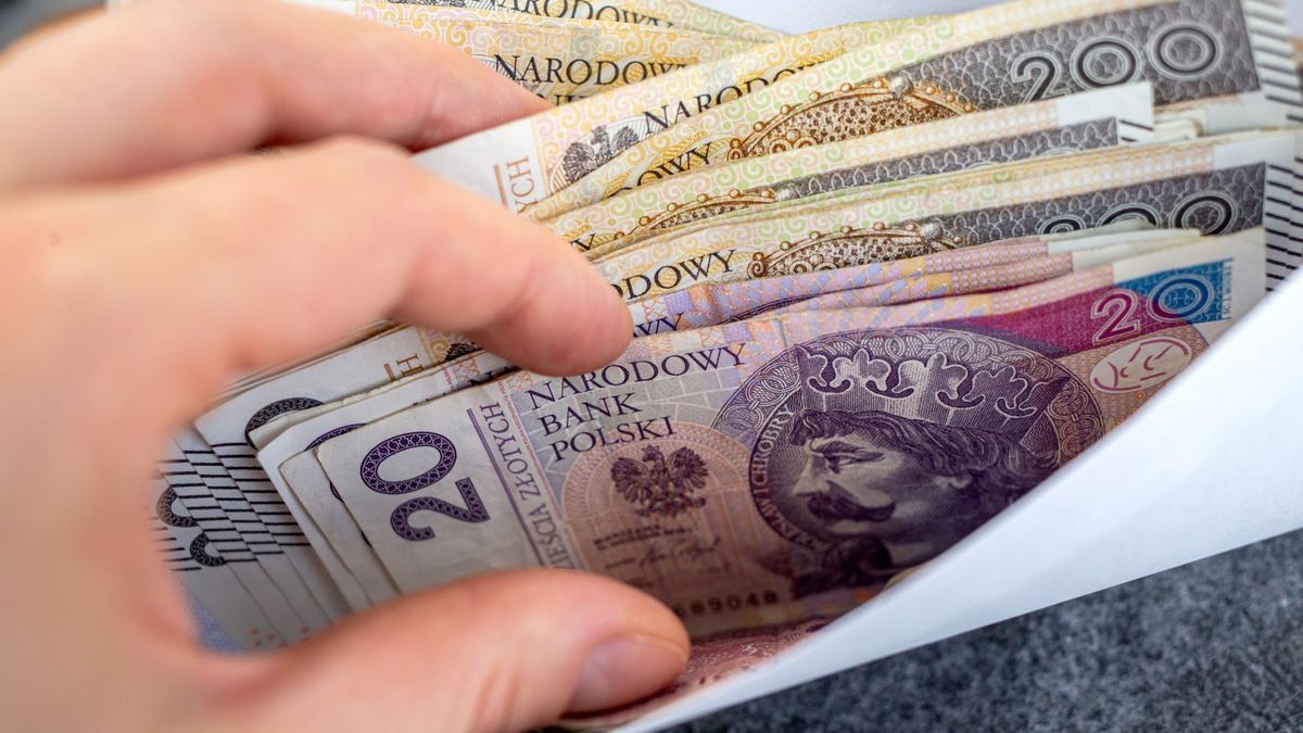 ZUS wypłaca pierwsze renty wdowie