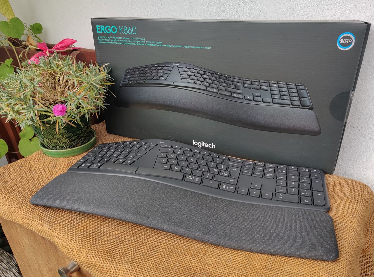 Ergonomiczna klawiatura dla miłośników pisania. Recenzja Logitech ERGO K860!