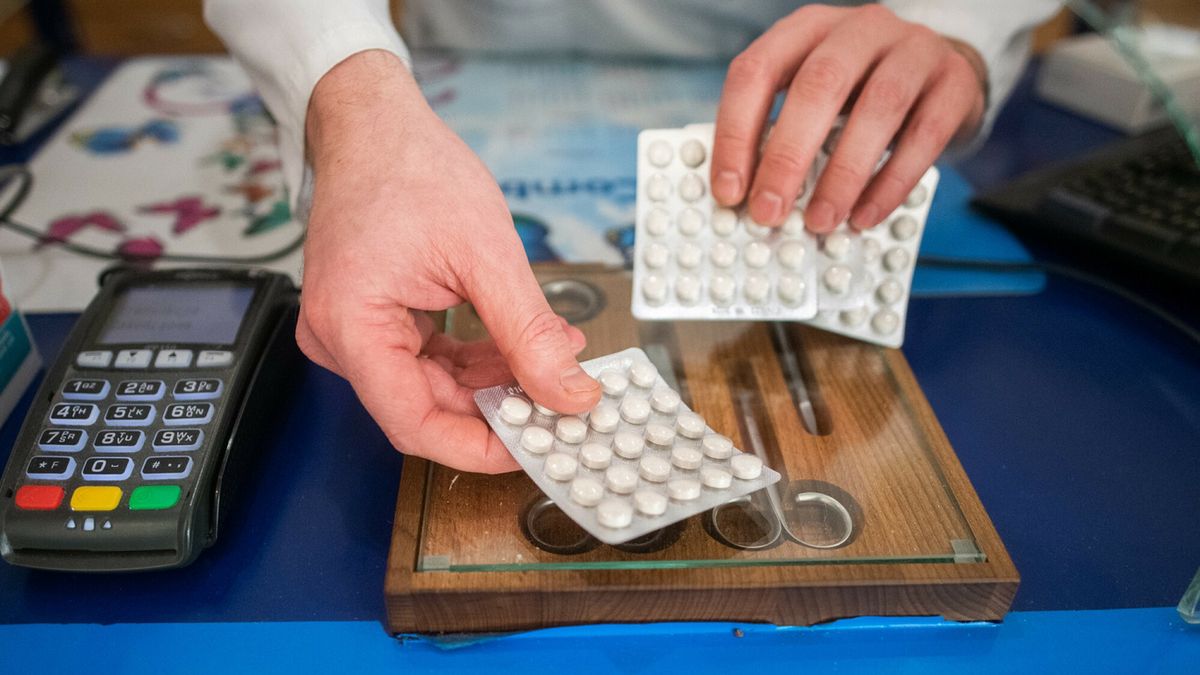 Częste stosowanie antybiotyków zwiększa ryzyko chorób jelit. Kolejne badania to potwierdziły