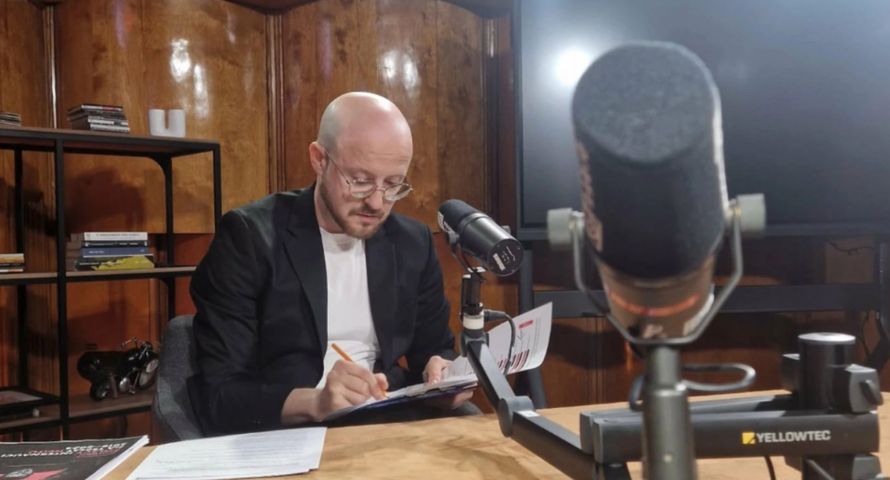 Dziennikarz TVP z podcastem w Polskim Radiu