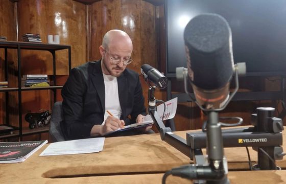 Dziennikarz TVP z podcastem w Polskim Radiu