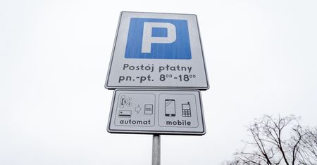 Warszawa. Będzie bezpłatne parkowanie dla kolejnych pracowników służby zdrowia