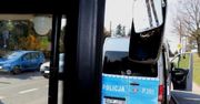 Miał na sobie tylko bluzę, spodnie i kapcie. Reakcja kierowcy autobusu