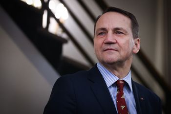 Sikorski stanowczo w Japonii: Polska nie wyśle wojsk na Ukrainę