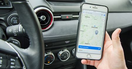 Darmowa nawigacja samochodowa na telefon. Jest spory wybór