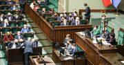 Praca zdalna. Posłowie za dalszymi pracami w Sejmie. Jeden klub był przeciw