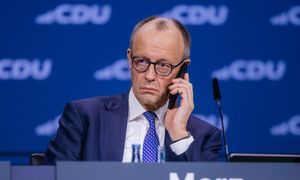 Niemcy stawiają na biznes z Chinami. Kanclerz w drodze do Pekinu