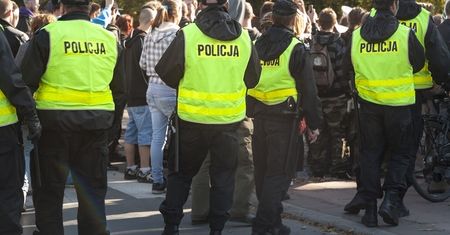 Bójka i szybkie zatrzymanie 9 osób