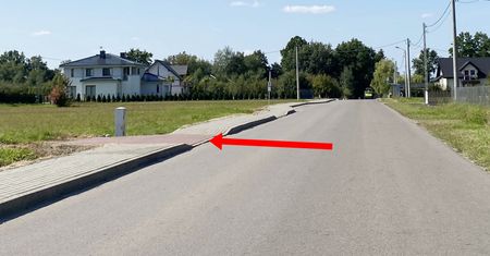 Uważaj na takie miejsca. Zasada prawej strony, ale inaczej