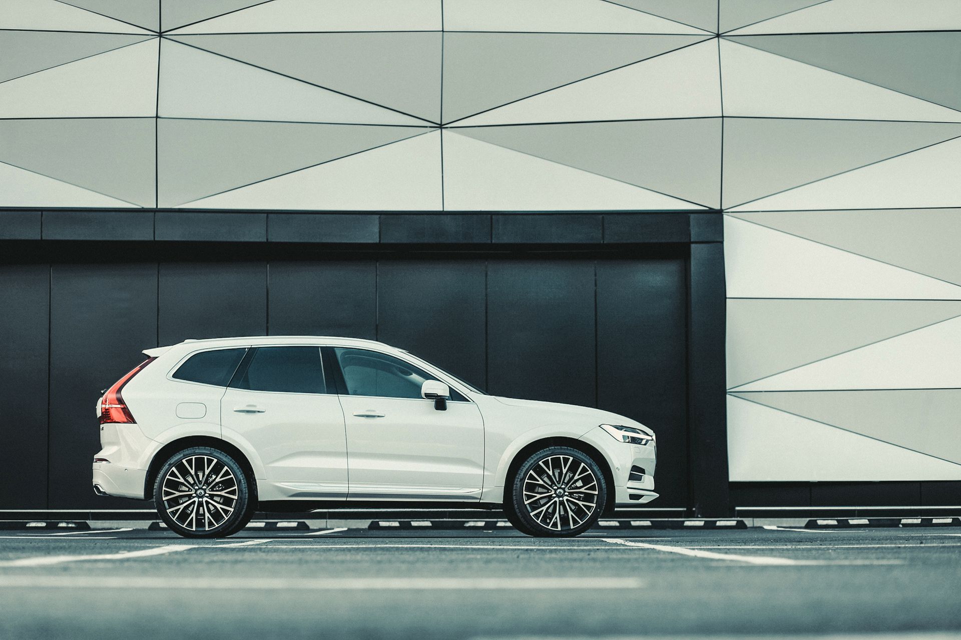 Muskularny profil XC60