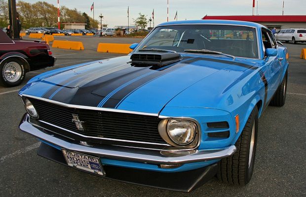 1970 Boss 302 - zniszczyć Chevy Camaro Z28