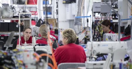 Są nowe dane z polskiego przemysłu. Gospodarka nabiera rozpędu słabiej od oczekiwań