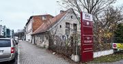 Bydgoszcz: Ruina przy sądzie i brak miejsc parkingowych
