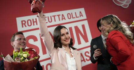 Pośladki Sanny Marin na czołówkach światowych mediów
