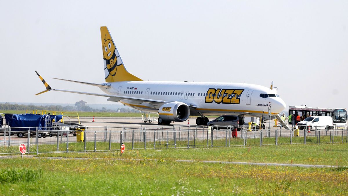 Ryanair z Modlina lata w barwach polskiej spółki-córki Buzz