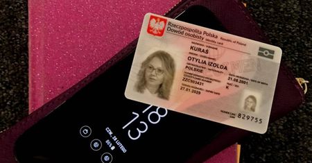 A co gdyby e-dowód osobisty zaczął mieć sens? To możliwe!
