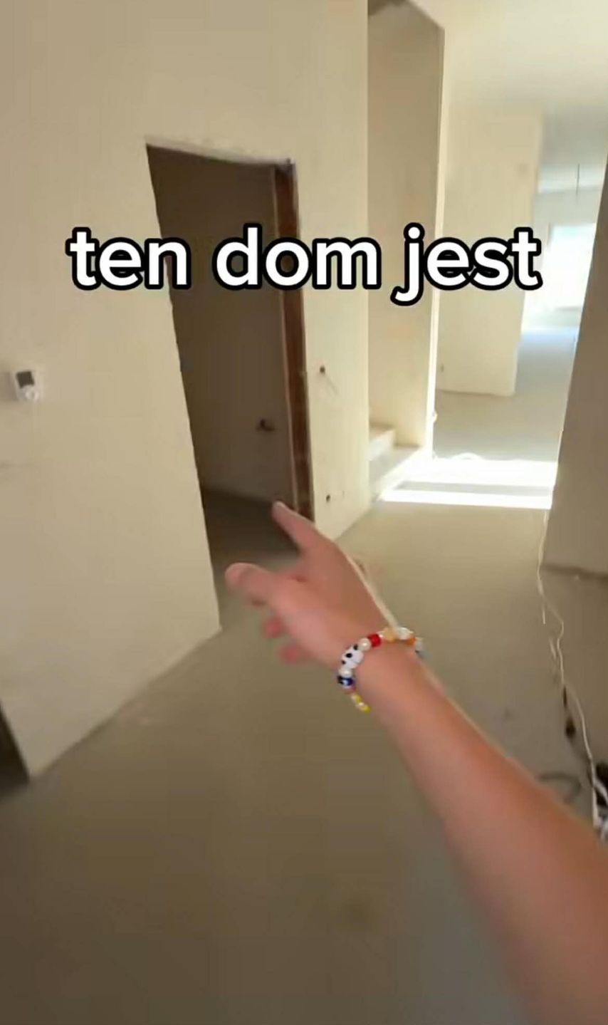 Jasper kupił willę