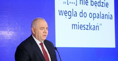 "Bulwersujące" doniesienia Kropiwnickiego. "Dziesiątki osób"
