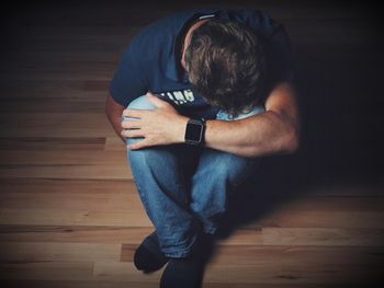 Rośnie liczba zwolnień lekarskich z powodu zdrowia psychicznego. Stres i wypalenie zawodowe coraz częściej prowadzą do absencji w pracy