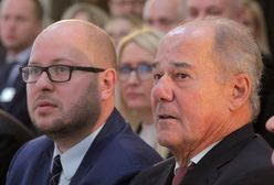 Koronawirus w Polsce. Zamknięte szkoły. Burmistrz zamyka, sanepid otwiera