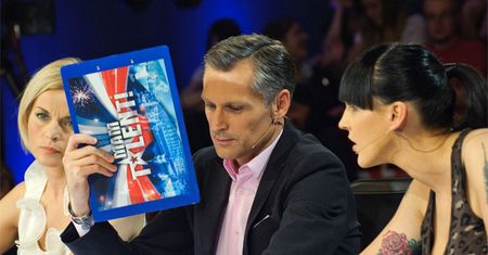 Traktują go "jak intruza"!