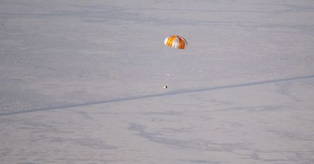 Takiej próbki jeszcze nie było. NASA dostarczy na Ziemię materiał z asteroidy Bennu