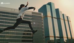 KER: Spot Huawei Y7 ze skaczącym z dachu chłopakiem promuje niebezpieczne zachowania (wideo)