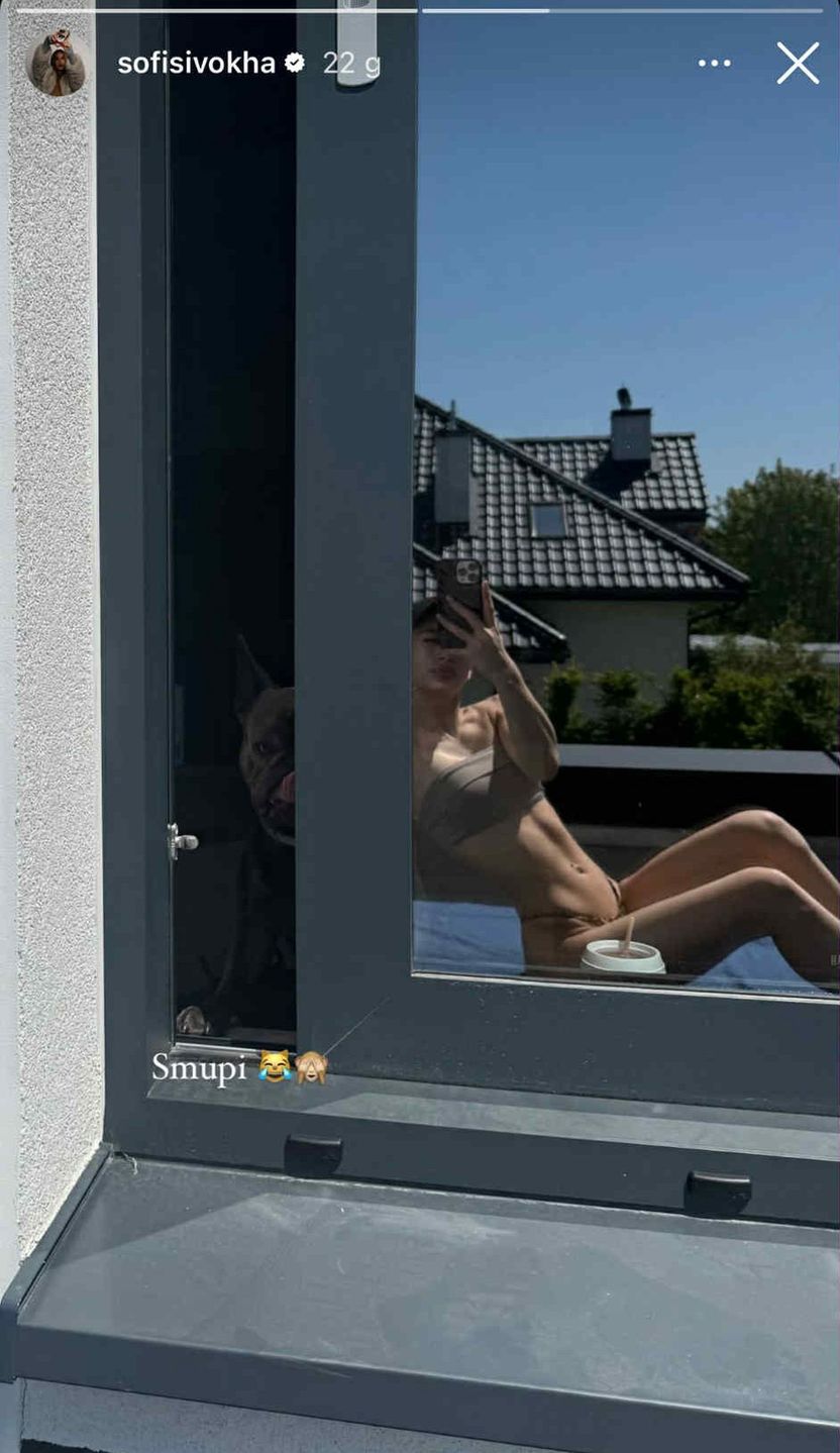 Sofi w bikini