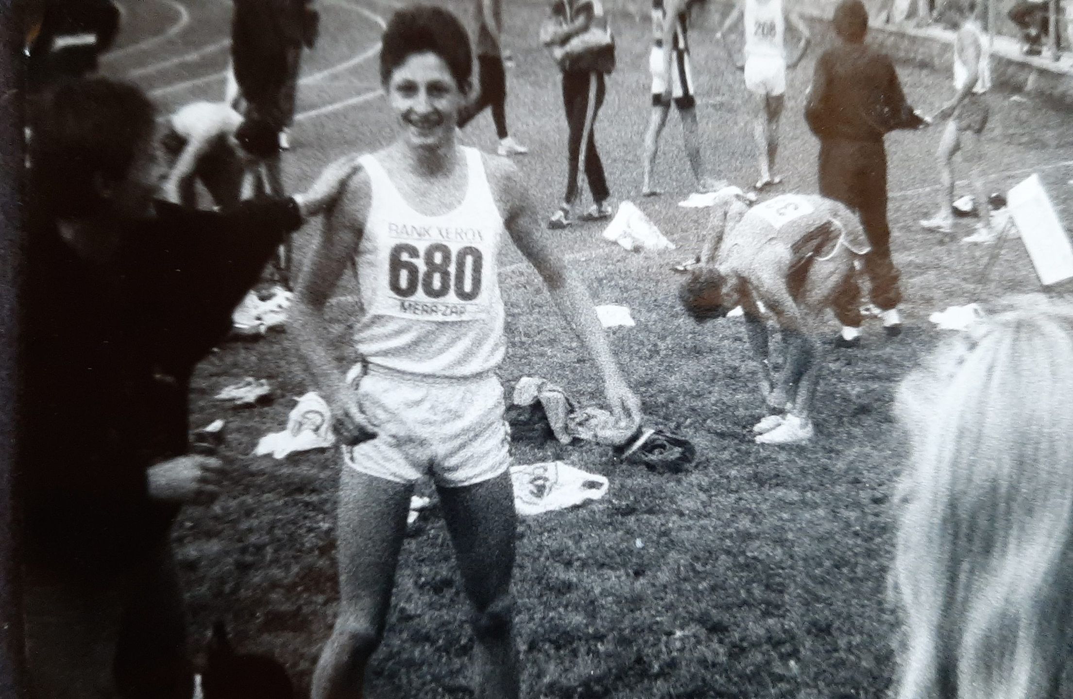 1989 rok - tuż po wygraniu Mistrzostw Polski U18 w Kielcach. To była dla Piotra niesamowita niespodzianka. Złoty medal !!!