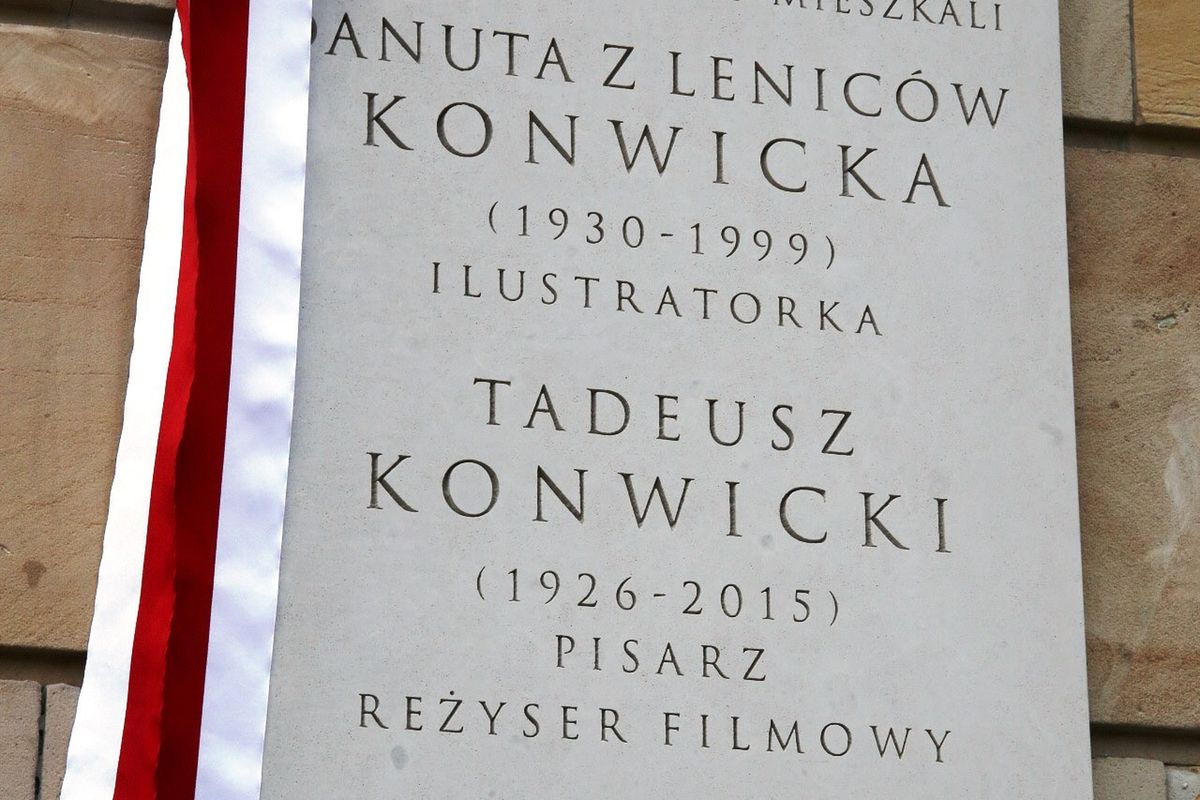 Odsłonią tablicę upamiętniającą Tadeusza Konwickiego. Świetna inicjatywa mieszkańców