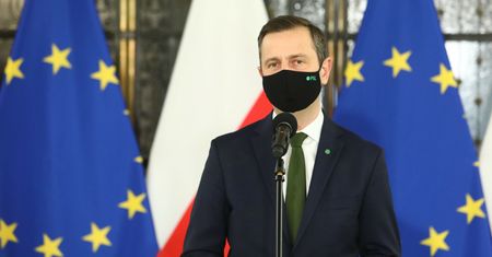 Koronawirus. Kosiniak-Kamysz wolontariuszem na izbie przyjęć