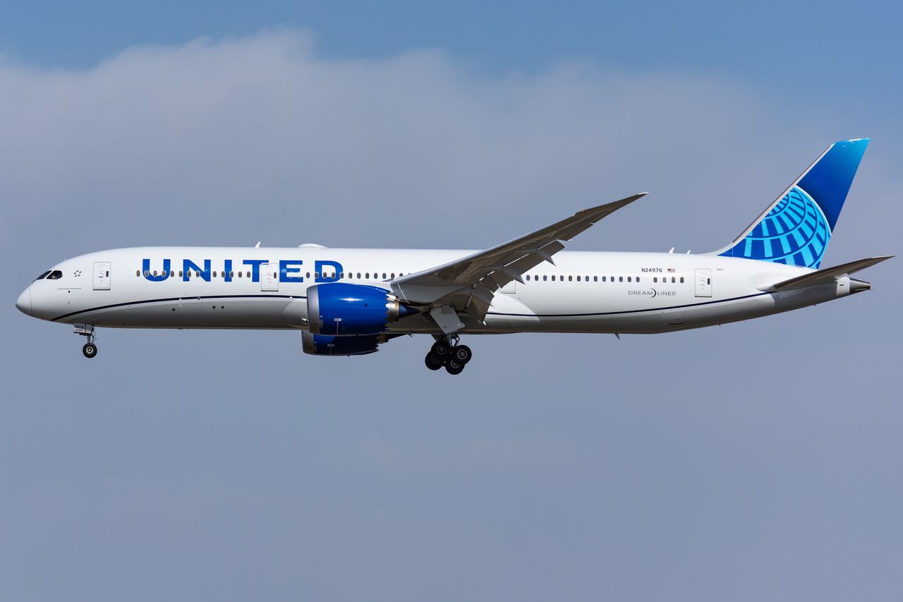 United Airlines zmieniają politykę. Niezaszczepieni wrócą do pracy 