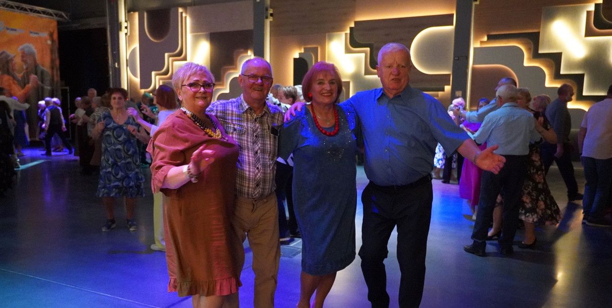 Szczecinek: Taniec, kolacja i konkursy. Kolejna edycja dancingu dla seniorów
