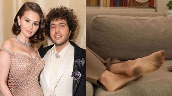 Mąż Seleny Gomez pierdnął na wizji i pokazał brudne stopy. Internauci: "Jak ona to znosi?"