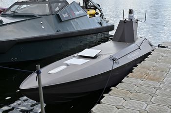 Brytyjskie drony pod lupą. Kamery regularnie łączyły się z Chinami
