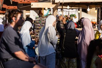 Arabscy turyści wjechali quadem do potoku. Tak się tłumaczą