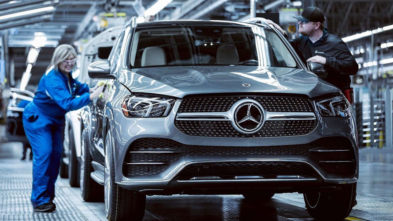 Związki zawodowe przegrały w amerykańskiej fabryce Mercedesa. Będą kolejne próby
