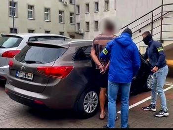Koszalin: Podczas interwencji obcokrajowiec zaatakował policjantów. 46-latek może zostać wydalony z Polski