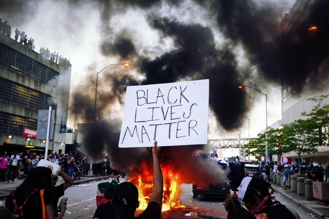Black Lives Matter - Google pozbawiło prawicowy portal reklam, fot. Elijah Nouvelage/Getty Images
