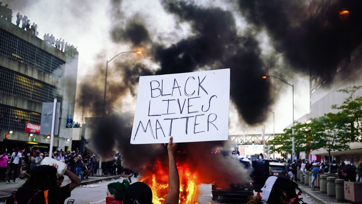 Black Lives Matter - Google pozbawiło prawicowy portal reklam, fot. Elijah Nouvelage/Getty Images
